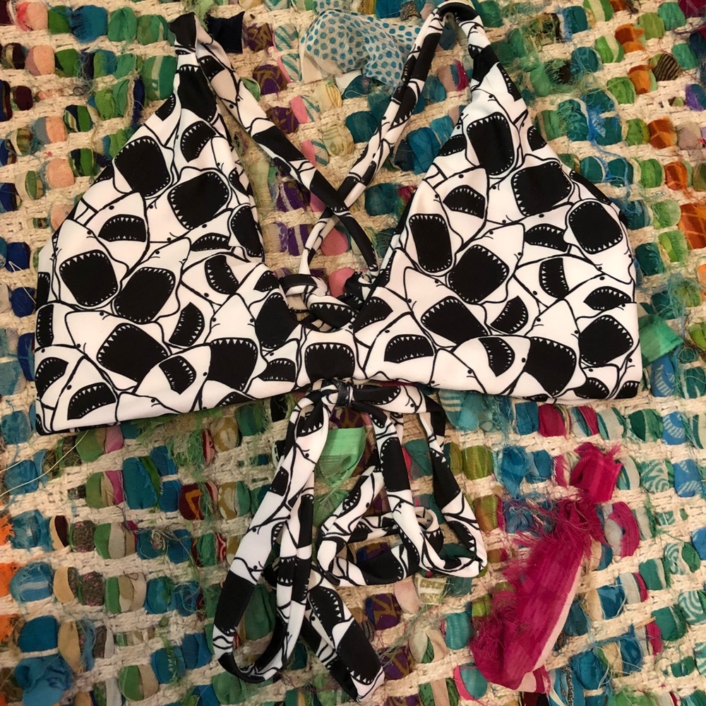 Moana Bikini Jaws Top Large